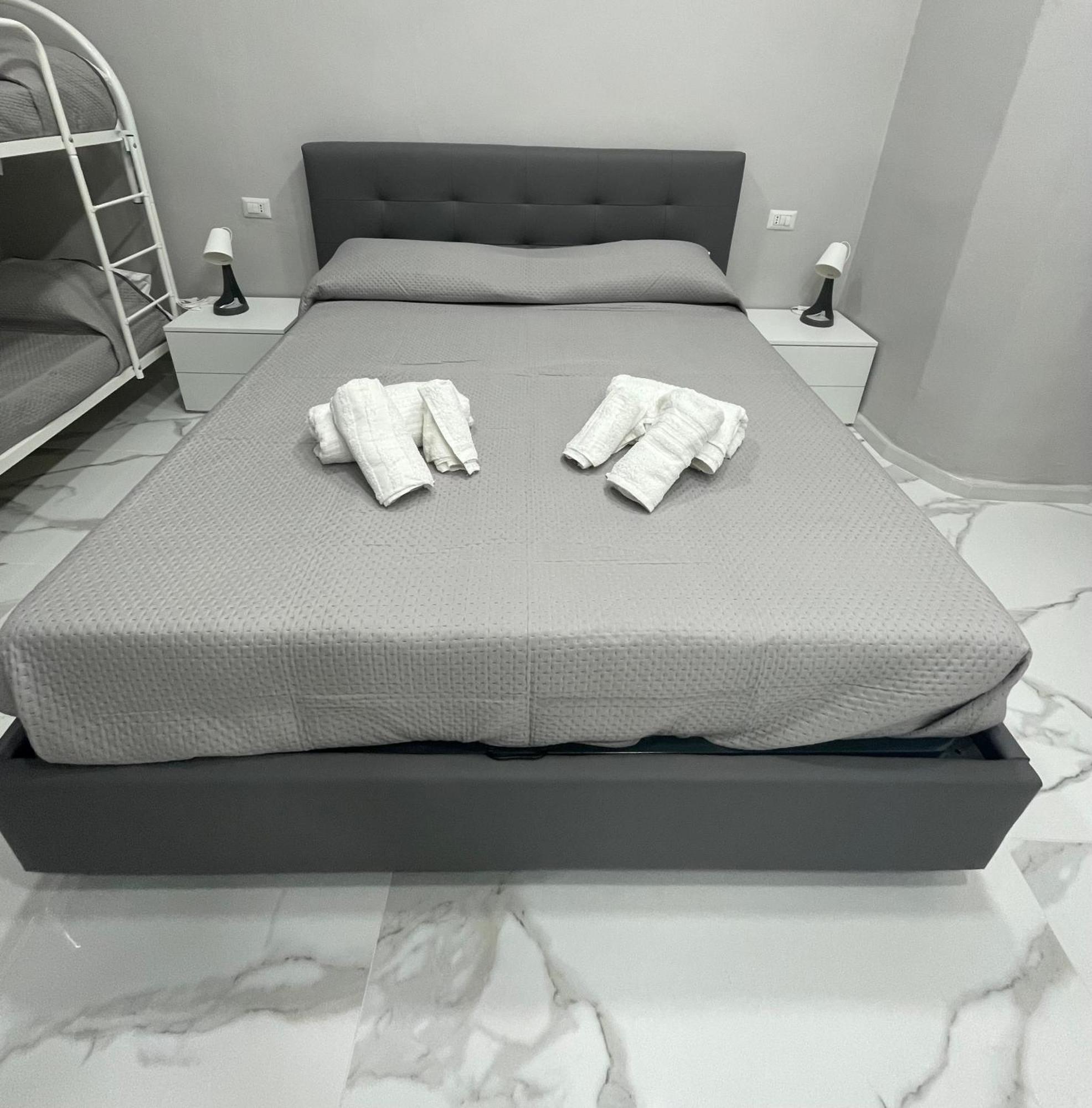 B&B Vittoria 那不勒斯 外观 照片
